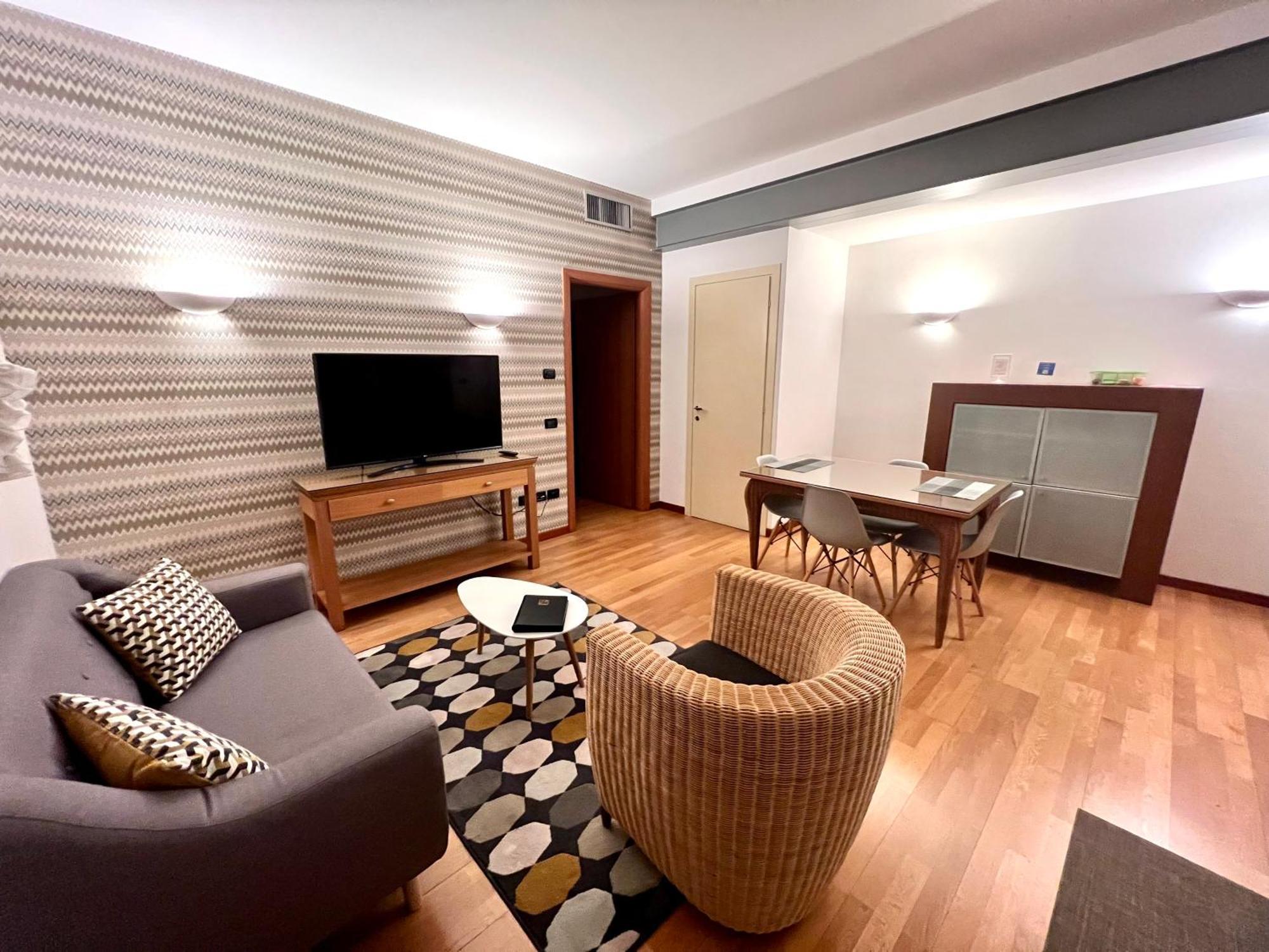 Palazzo Brando - Living Apartments Тревізо Екстер'єр фото