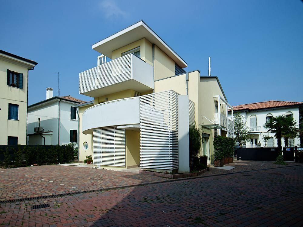Palazzo Brando - Living Apartments Тревізо Екстер'єр фото