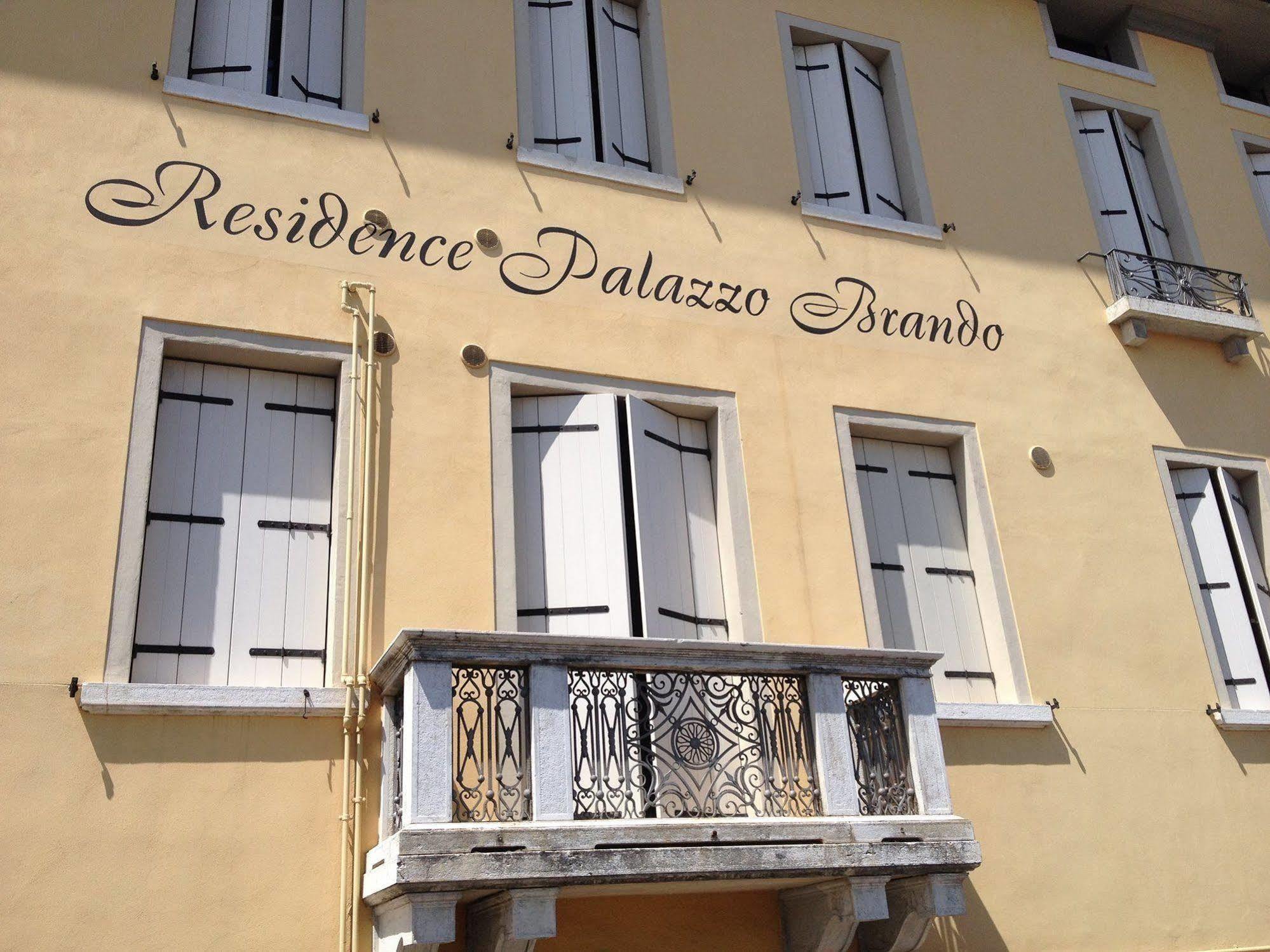 Palazzo Brando - Living Apartments Тревізо Екстер'єр фото